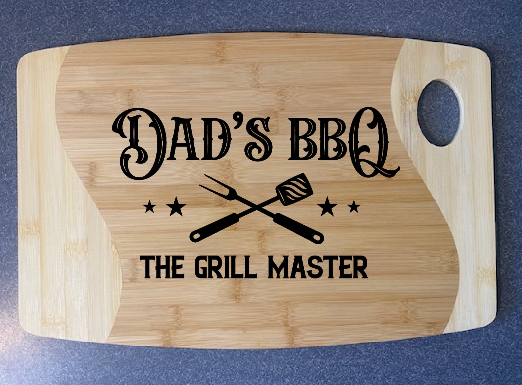 Custom Engraved Cutting Board for Dad  Personalized Fisherman Design -  Gåva Shop